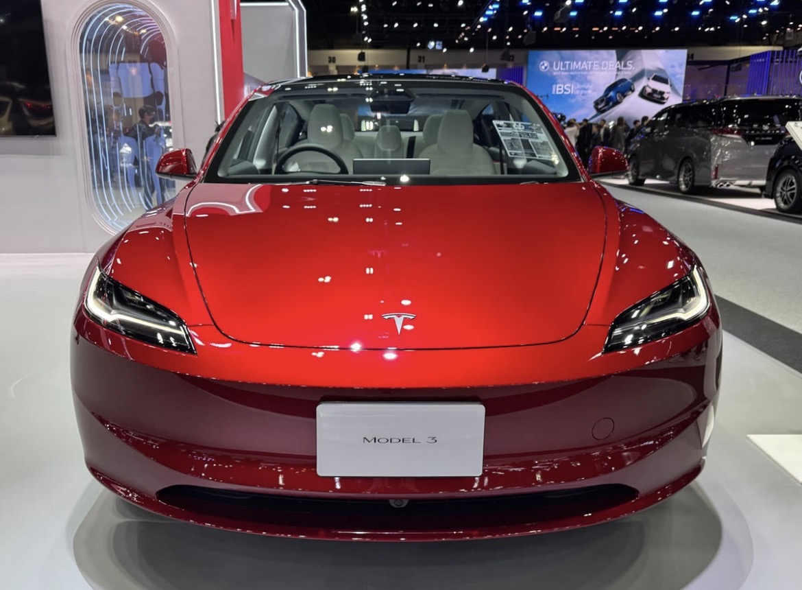 Tesla Model 3 Performance